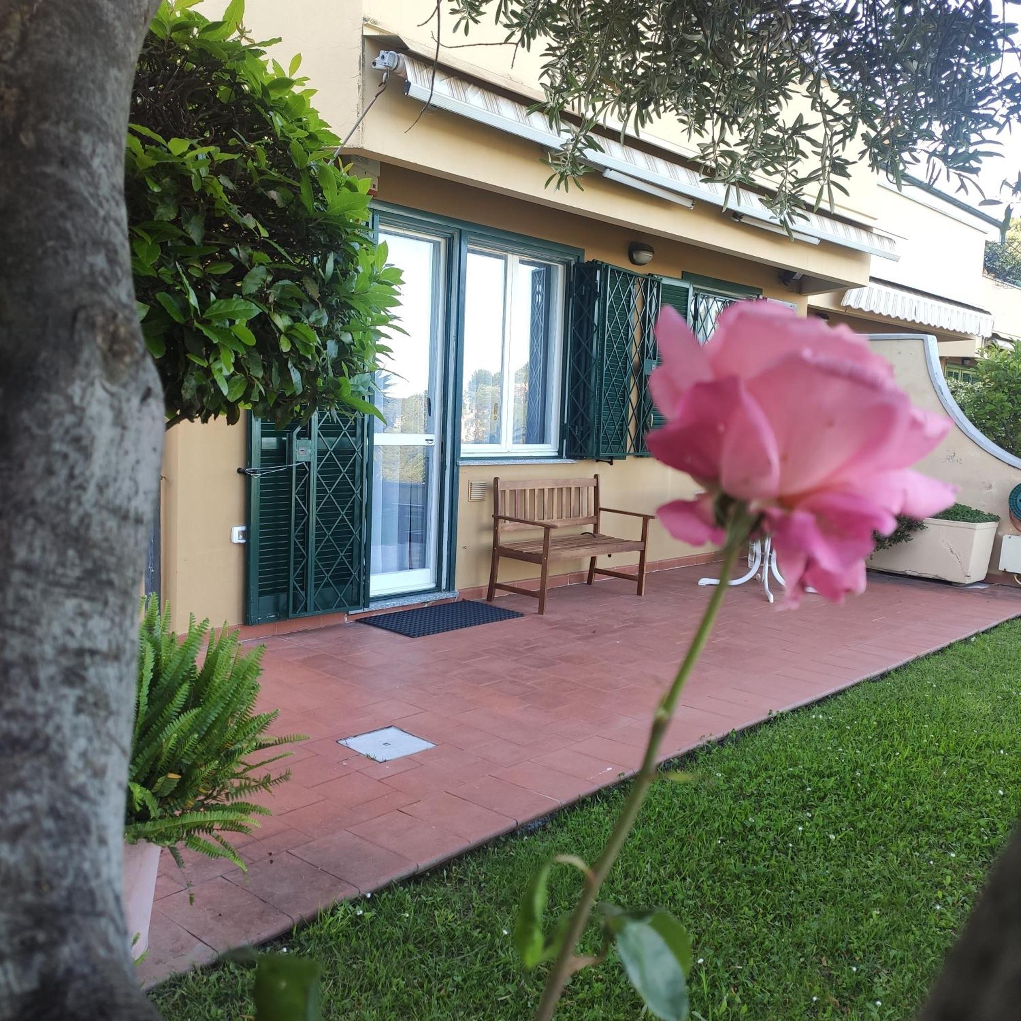 Il Giardino Sull'Isola - Appartamento - Bergeggi Buitenkant foto